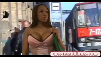 Black Stunning Tourist Groped On The Bus free video