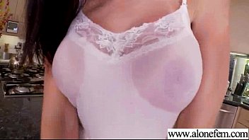 Horny Girl (Aubrielle Summer) Play On Camera With Crazy Things Video-06 free video