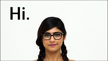 Mia Khalifa - I Invite You To Check Out A Closeup Of My Perfect Arab Body free video