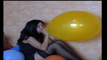 Sexy Girl Pop Balloons-More On Sexgirlporncam.com free video