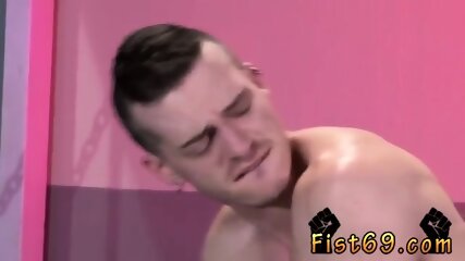 Fist Fucked Boys And Chub Bear Getting Fisted Gay Axel Abysse Crouches On A Going Knuckle free video